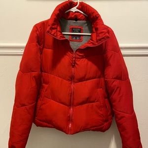 ABERCROMBIE RED MINI PUFFER COAT